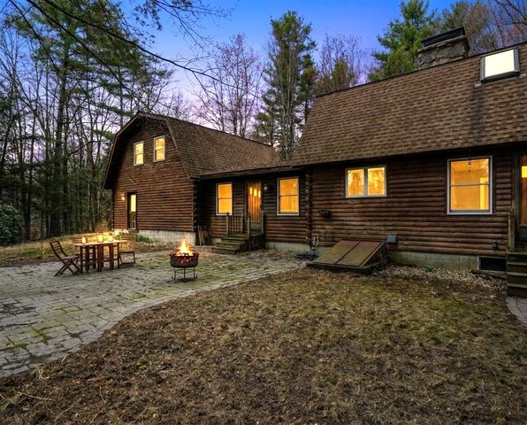 370 Mccurdy Road, New Boston, NH 03070