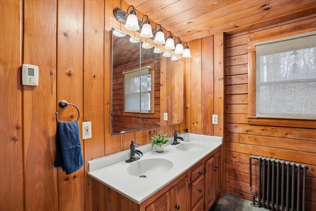 370 Mccurdy Road, New Boston, NH 03070