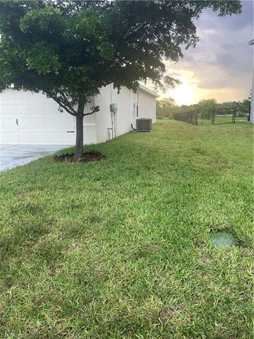 8137 Gopher Tortoise TRL, Lehigh Acres, FL 33972