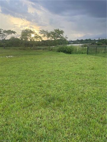8137 Gopher Tortoise TRL, Lehigh Acres, FL 33972