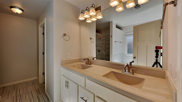 457 Compass Drive, Yukon, OK 73099