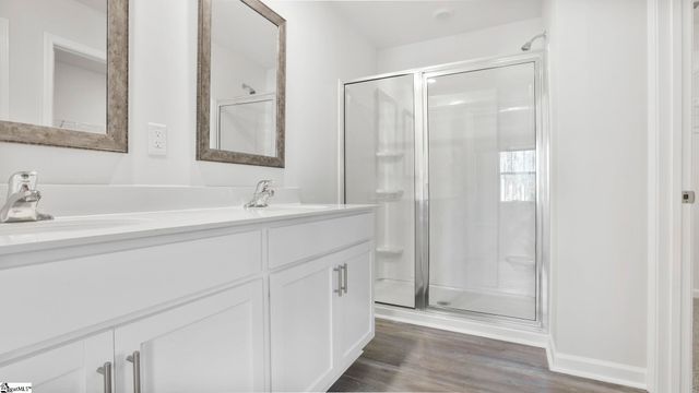 221 Roocroft Court, Fountain Inn, SC 29644