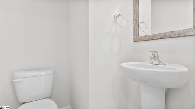 221 Roocroft Court, Fountain Inn, SC 29644