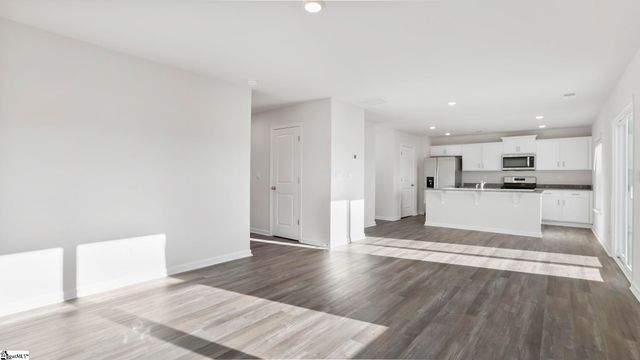 221 Roocroft Court, Fountain Inn, SC 29644