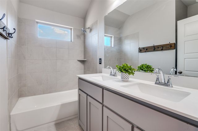 1232 Rushmore Drive, Burleson, TX 76028