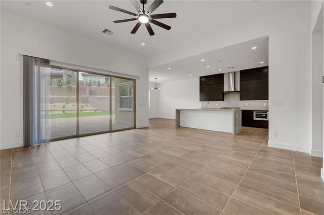 281 Gandara Street, Las Vegas, NV 89138