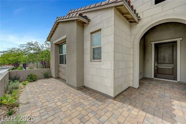 281 Gandara Street, Las Vegas, NV 89138