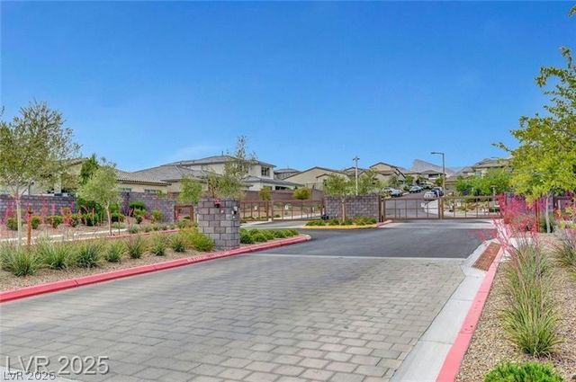 281 Gandara Street, Las Vegas, NV 89138