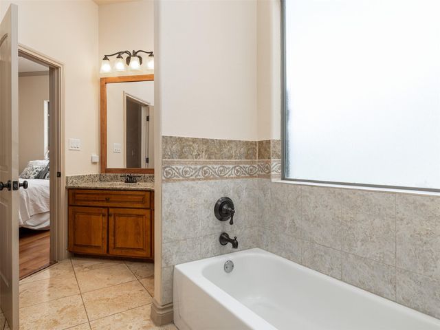 139 Ware DR, Buda, TX 78610