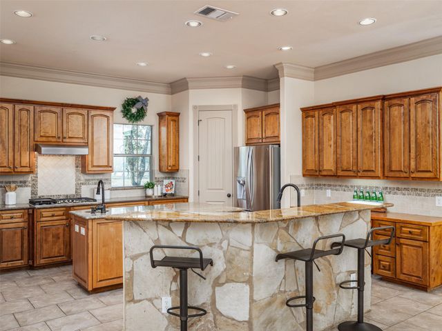 139 Ware DR, Buda, TX 78610