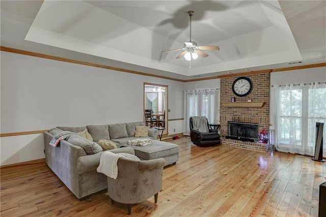 2720 Bay Ridge Drive, Loganville, GA 30052