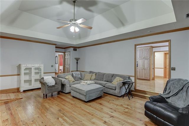 2720 Bay Ridge Drive, Loganville, GA 30052