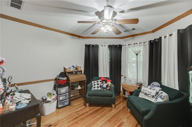 2720 Bay Ridge Drive, Loganville, GA 30052