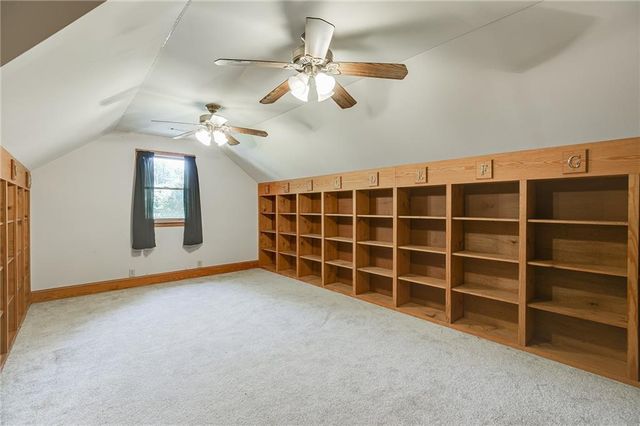 2720 Bay Ridge Drive, Loganville, GA 30052