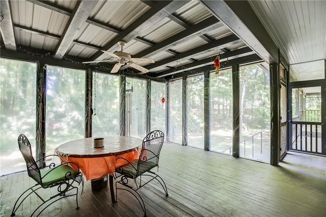 2720 Bay Ridge Drive, Loganville, GA 30052