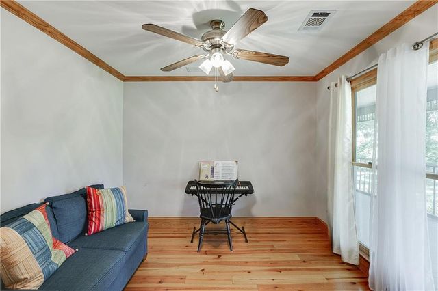 2720 Bay Ridge Drive, Loganville, GA 30052