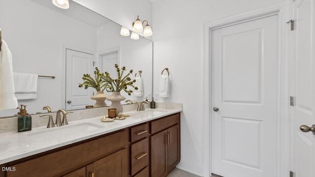 521 Dorset Stream Drive, Fuquay Varina, NC 27526