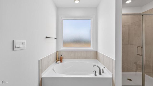 521 Dorset Stream Drive, Fuquay Varina, NC 27526