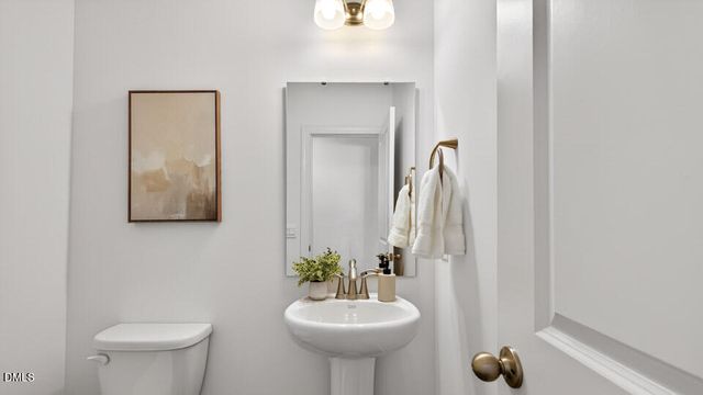 521 Dorset Stream Drive, Fuquay Varina, NC 27526