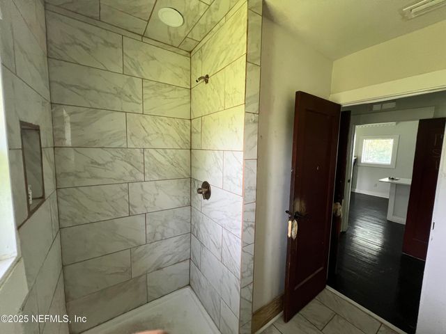 9671 OLD PLANK Road, Jacksonville, FL 32220