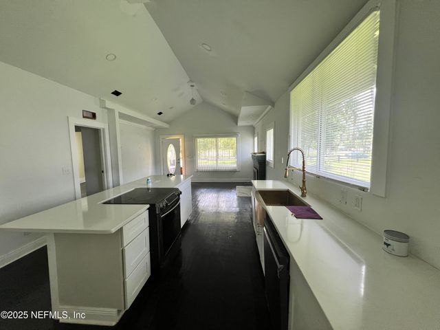 9671 OLD PLANK Road, Jacksonville, FL 32220