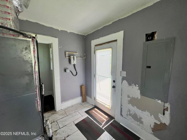 9671 OLD PLANK Road, Jacksonville, FL 32220