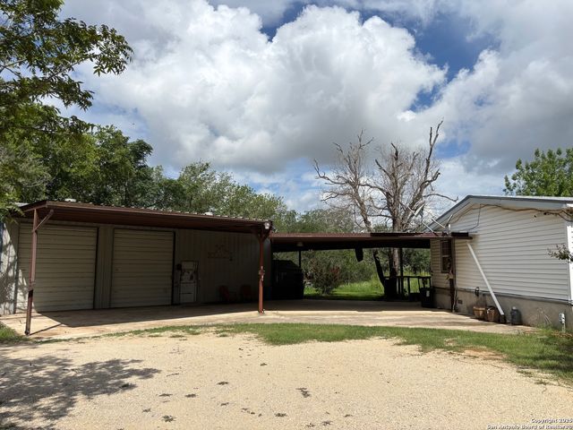 1245 stuart, Adkins, TX 78101