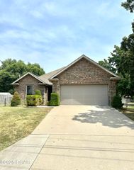 4107 S Joplin Avenue, Joplin, MO 64804
