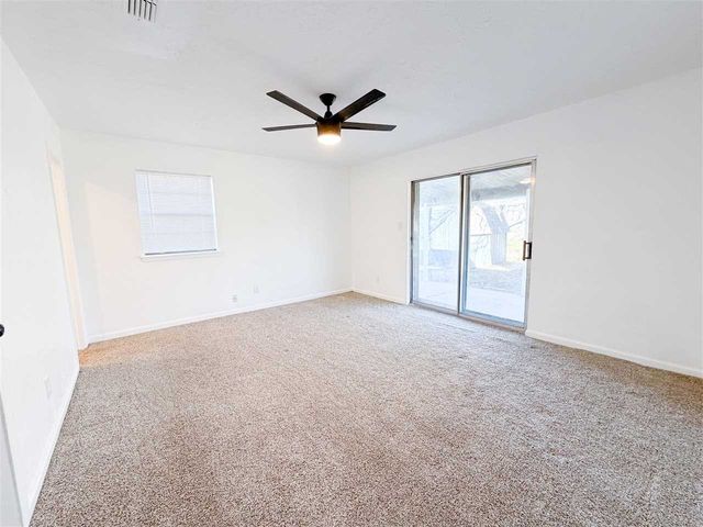 2910 NE Bellevue Cir, Lawton, OK 73507