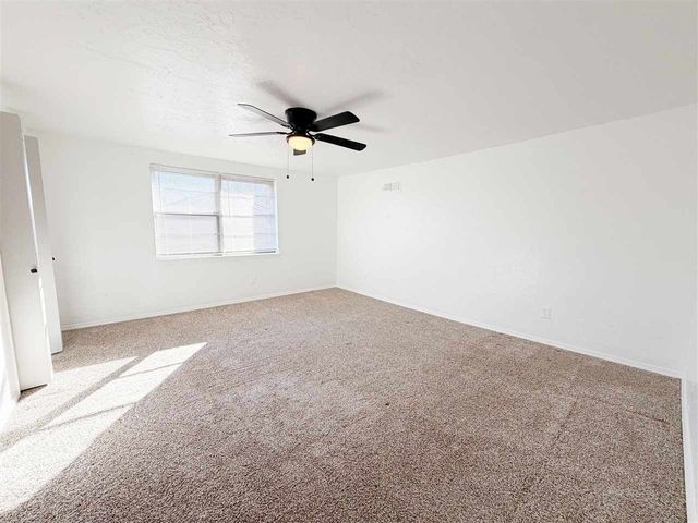 2910 NE Bellevue Cir, Lawton, OK 73507