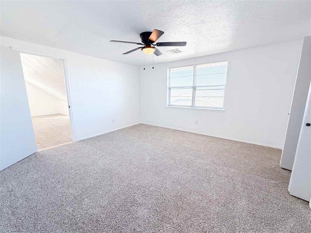 2910 NE Bellevue Cir, Lawton, OK 73507