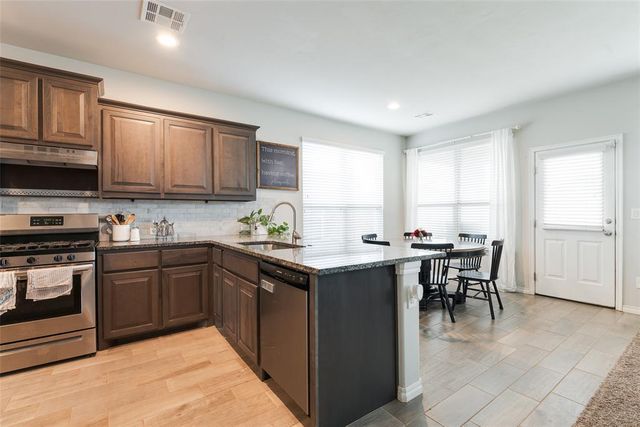 3609 Sadie Drive, Yukon, OK 73099