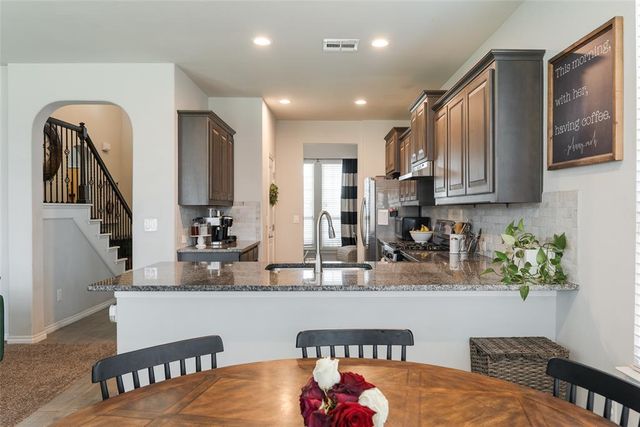 3609 Sadie Drive, Yukon, OK 73099