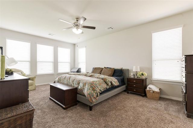 3609 Sadie Drive, Yukon, OK 73099