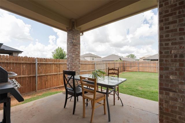 3609 Sadie Drive, Yukon, OK 73099