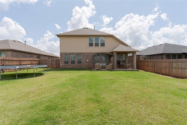 3609 Sadie Drive, Yukon, OK 73099