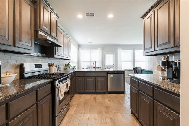 3609 Sadie Drive, Yukon, OK 73099