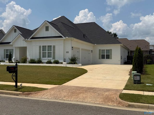 17 Belle River Way, Gurley, AL 35748