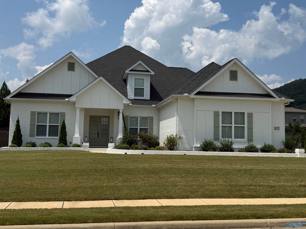 17 Belle River Way, Gurley, AL 35748