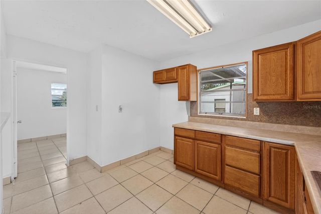 1437 ARLINGTON ROAD, Lakeland, FL 33805