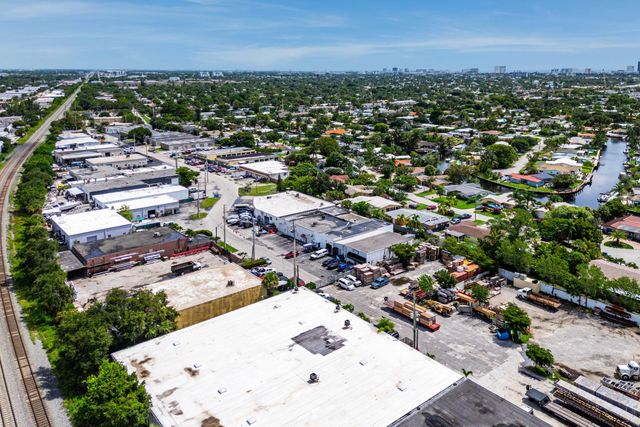 1812 SW 7th Avenue, Pompano Beach, FL 33060