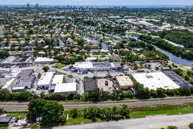 1812 SW 7th Avenue, Pompano Beach, FL 33060