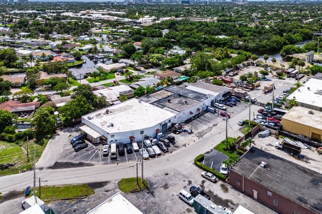 1812 SW 7th Avenue, Pompano Beach, FL 33060