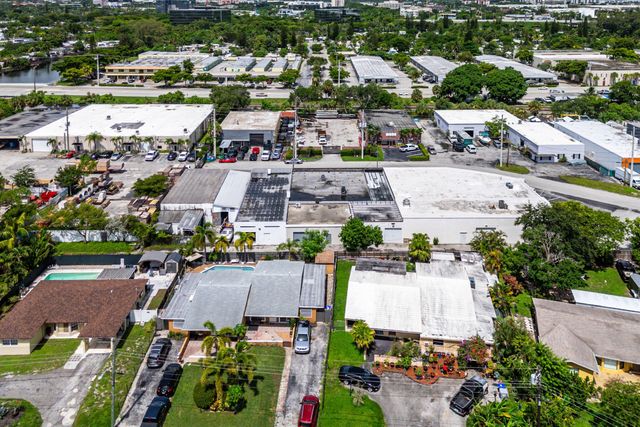 1812 SW 7th Avenue, Pompano Beach, FL 33060