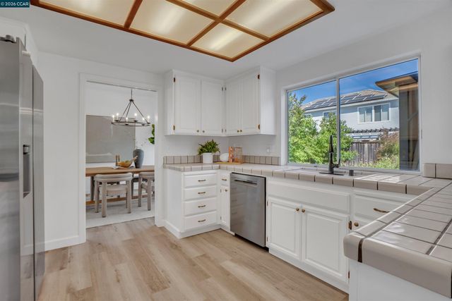 955 Woodsong Ln, Brentwood, CA 94513