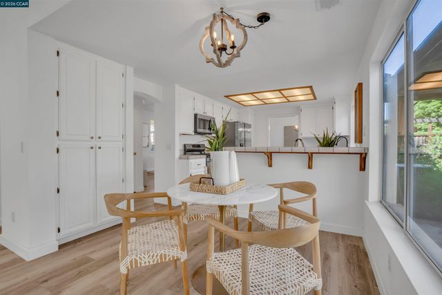 955 Woodsong Ln, Brentwood, CA 94513