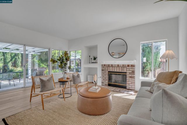 955 Woodsong Ln, Brentwood, CA 94513