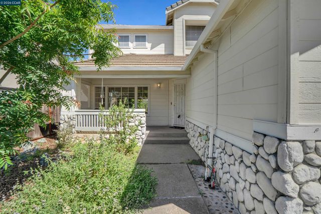 955 Woodsong Ln, Brentwood, CA 94513