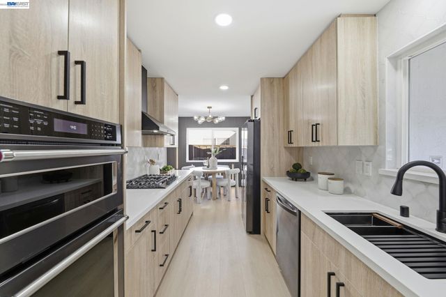 35926 Newark Blvd, Newark, CA 94560