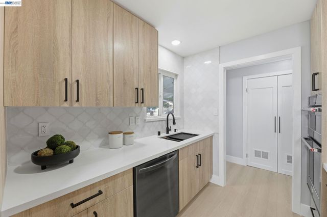 35926 Newark Blvd, Newark, CA 94560